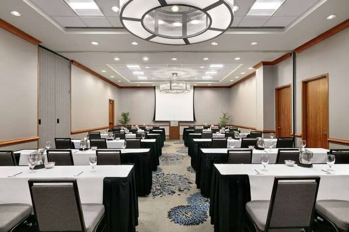 Meeting facility